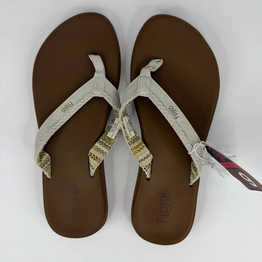Flojos Comfort Flip Flops Size 9 Ivory Tan Beach Vacation Sandals NWT